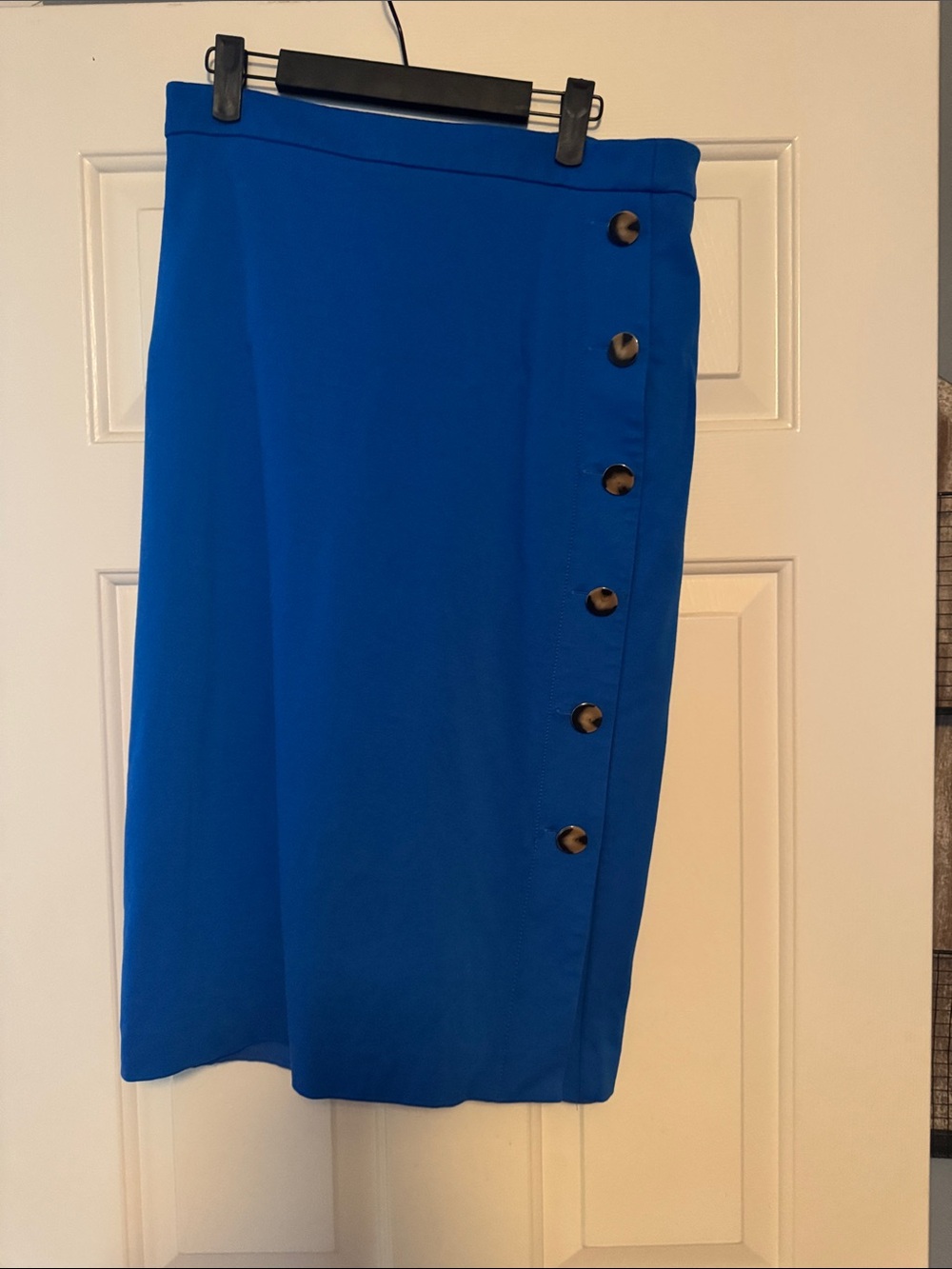 Classic Side-Button Midi Skirt in Cobalt Blue
